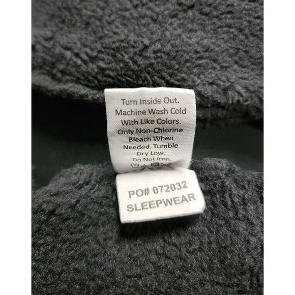 Friends TV Show Womens Sleepwear Fleece Hoodie Sweatshirt Black Pullover Size XS - Picture 9 of 9